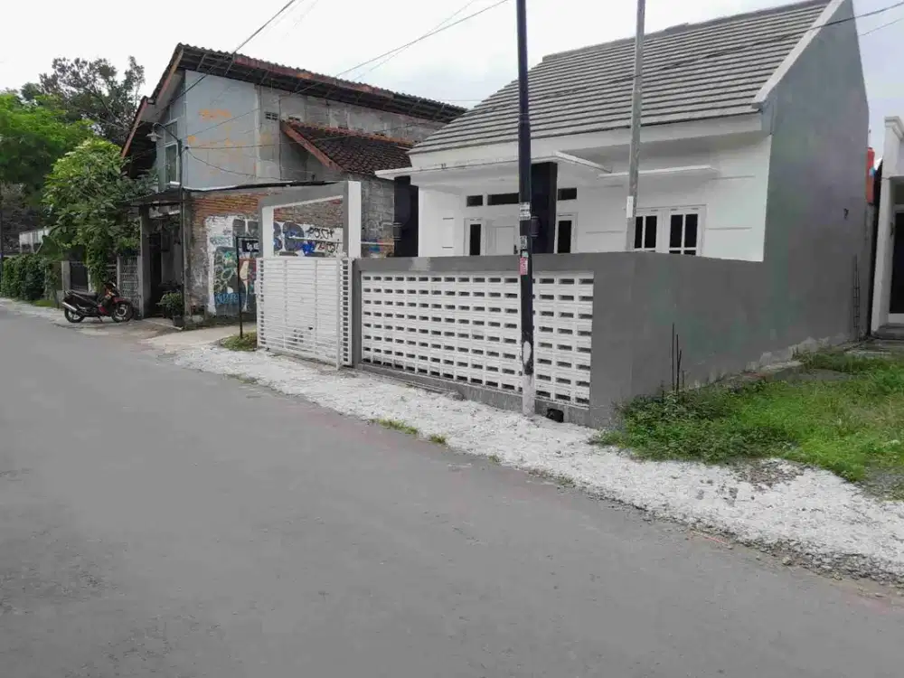 Dijual Rumah 50mtr Jalan Cebongan Seyegan, Dekat SDN Margomulyo 1