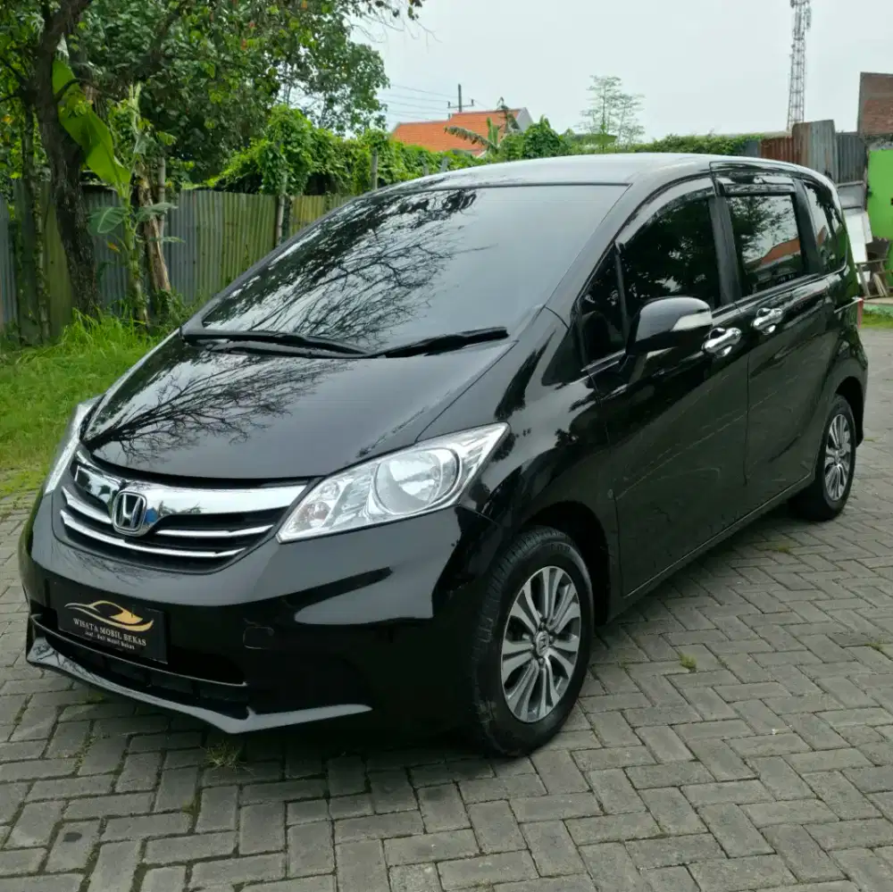 Honda Freed E PSD Matic 2013