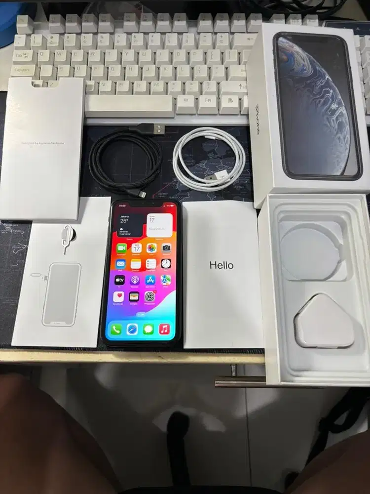 IPhone XR (pemutihan/Whitelist)