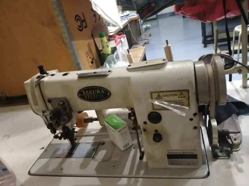 Mesin jait picot merk sakura kondisi sangat baik..