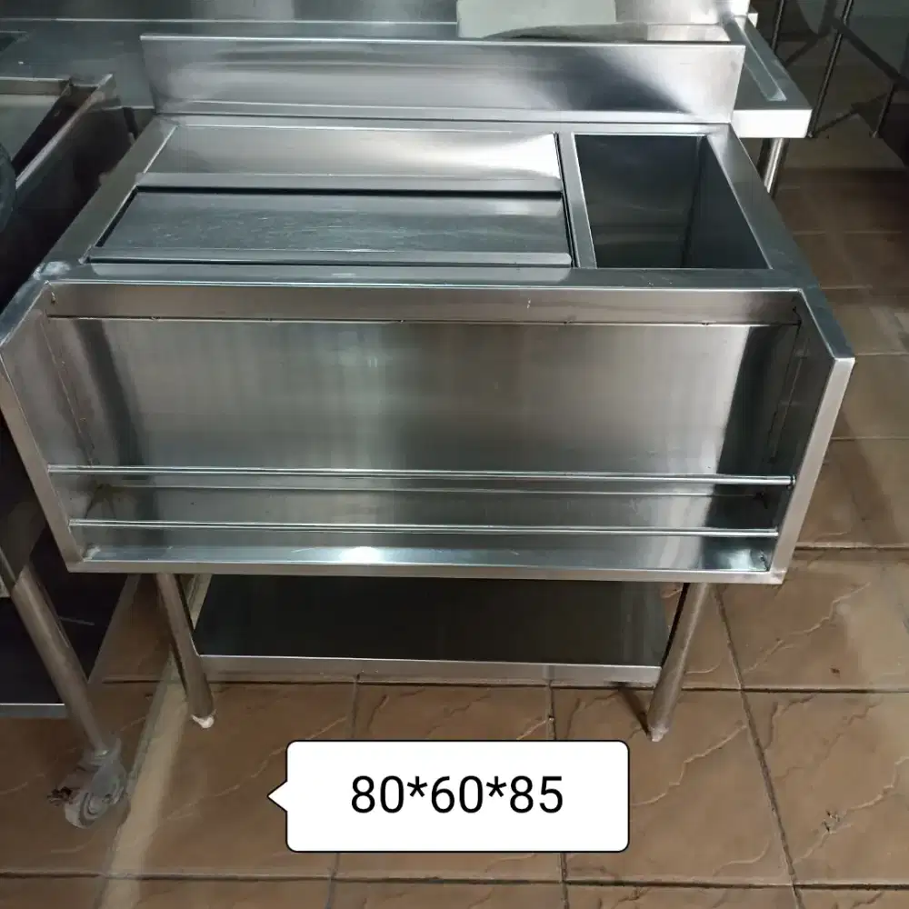 Box ice stenlis/ bak simpan es batu