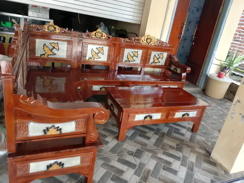 Kursi Sudut/Pojok Bagong Kayu Jati