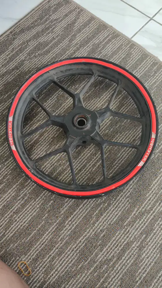Velg depan Vario 125 LED New gen 1 & 2 ring 14