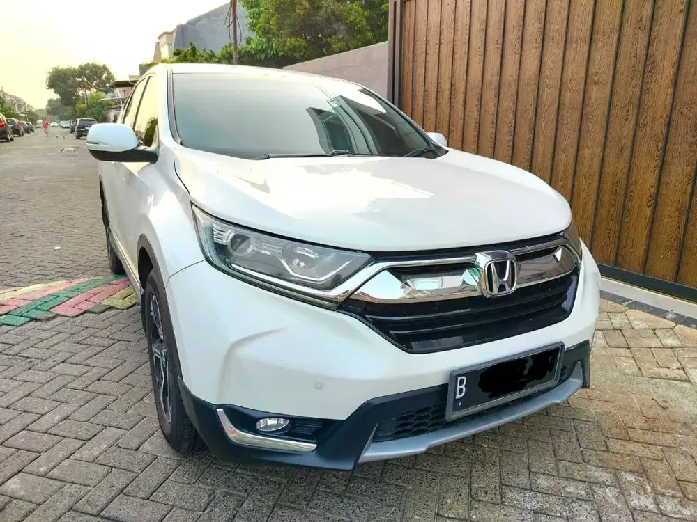 Honda CR-V / CRV 2.0 i-VTEC Bensin-AT Putih TH 2019 Km 80 Ribu (Nego)