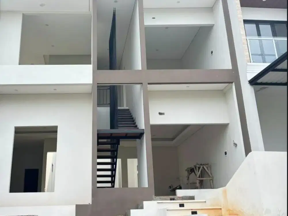 Dijual Rumah di Ivy Park BSB Semarang