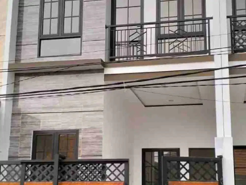 Rumah 2 lantai cantik hook Medayu Pandugo