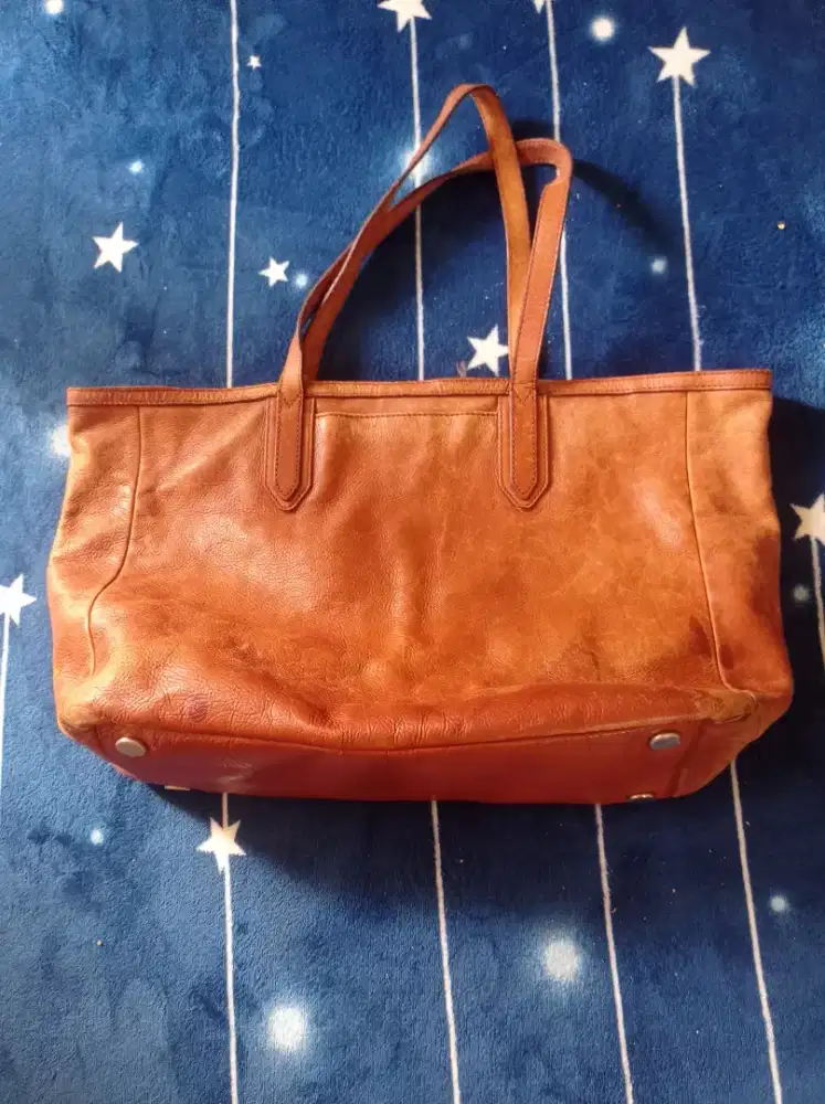 Tas kulit second merk Fossil