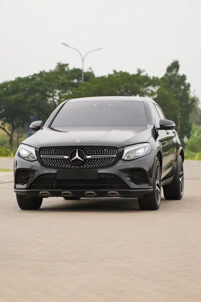Mercedes Benz GLC300 Coupe AMG 2019