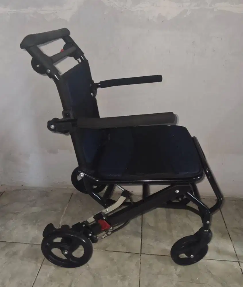 Kursi Roda Travel portable Handle  FS800L & Tas