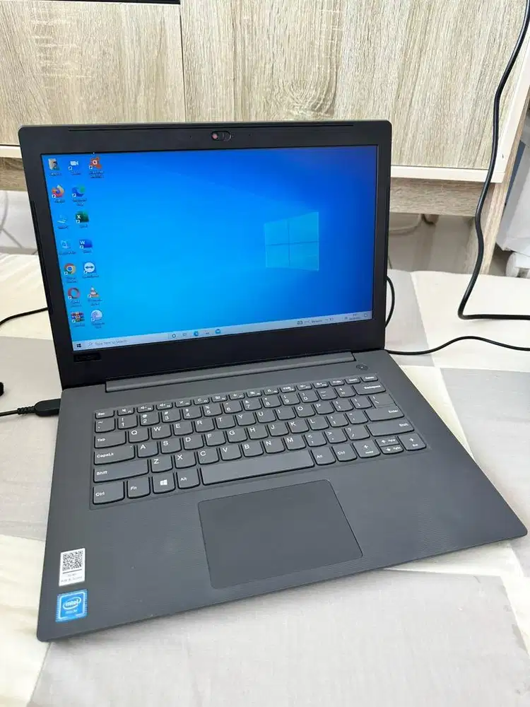 Dijual cepat laptop LENOVO SERI V130-14IGM