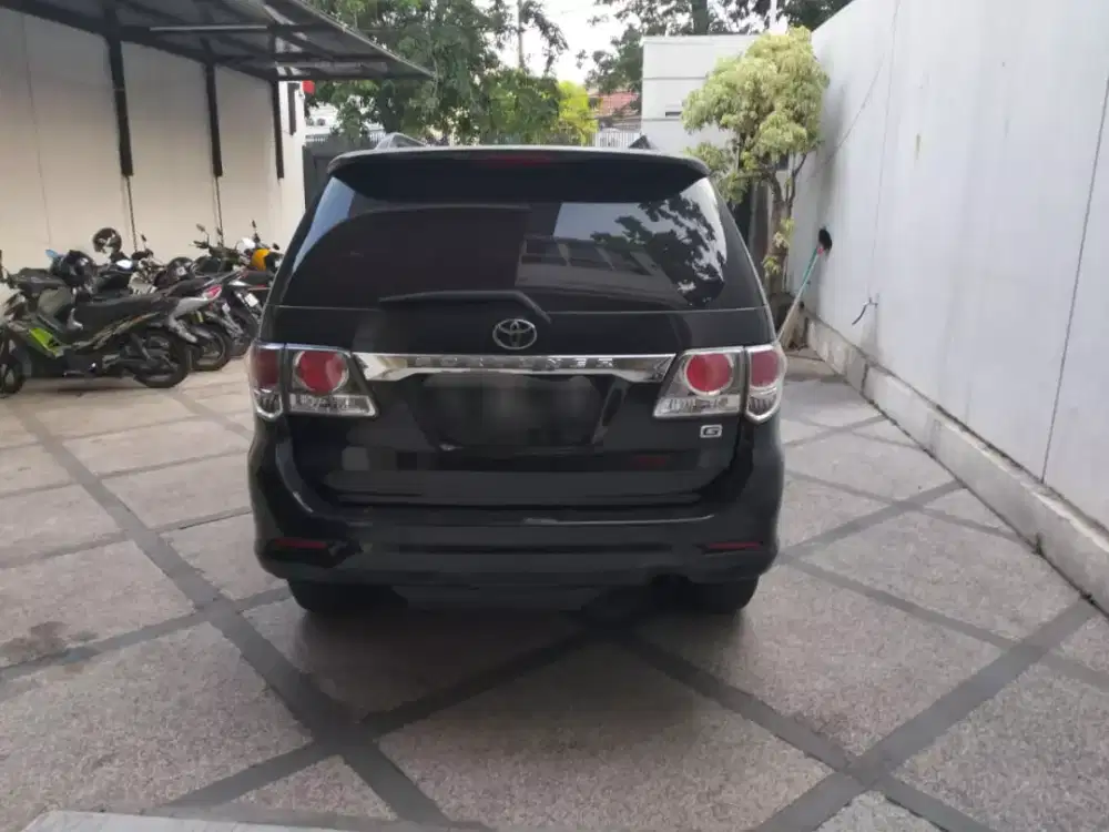 Di jual: Fortuner G 2.5 A/T