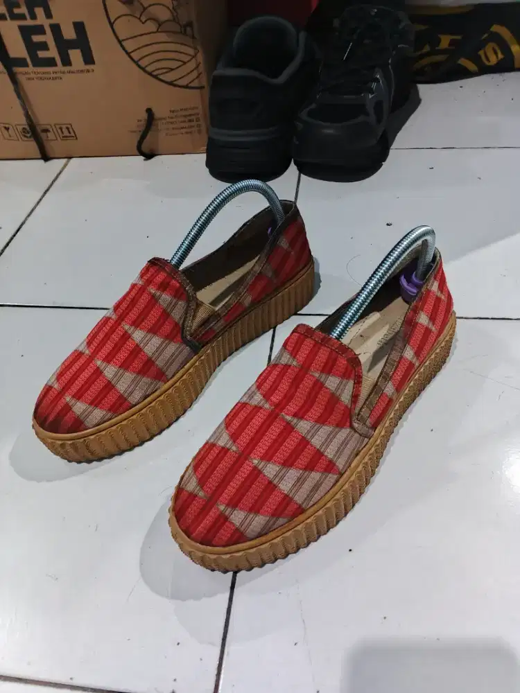 Sepatu Slip On Elisabeth