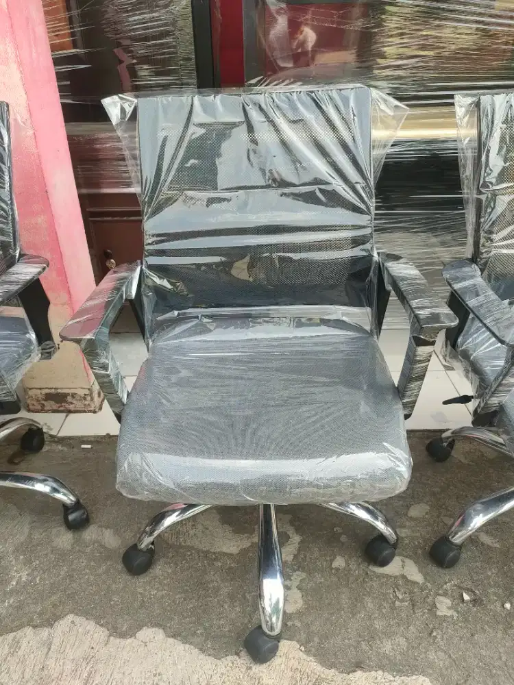 kursi kantor highpoint