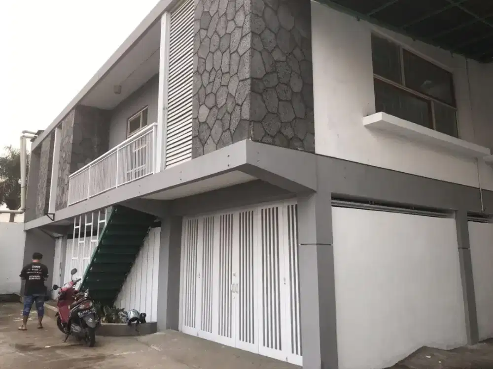 Disewakan / Dijual gudang dan kantor daerah terusan Moh Toha Bandung