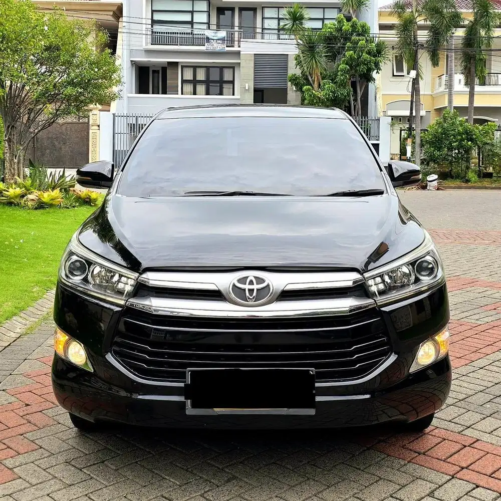 Toyota Innova V 2.0 AT 2020