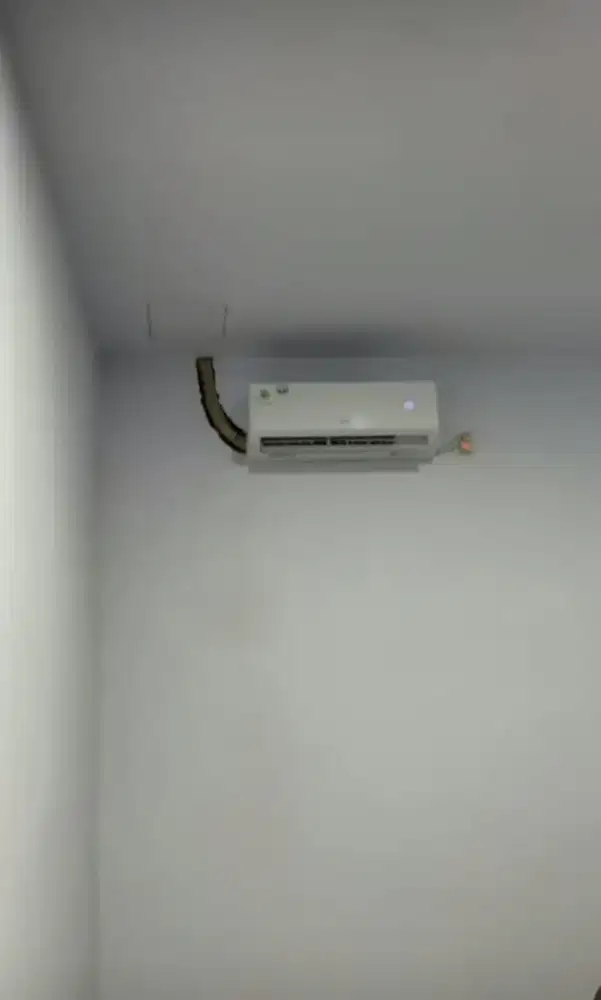 SERVICE AC PERBAIKAN DAN MAINTENANCE