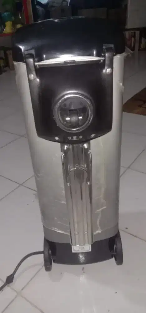 Vakum cleaner merk Ace Forbes