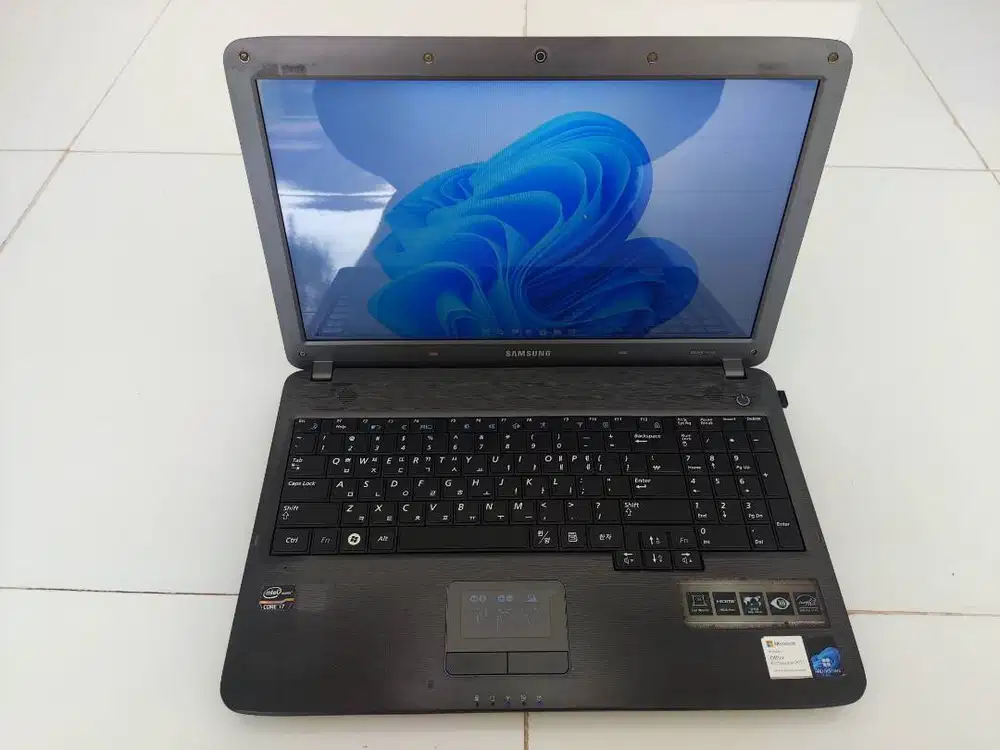 Samsung Sens R530 kondisi Baik