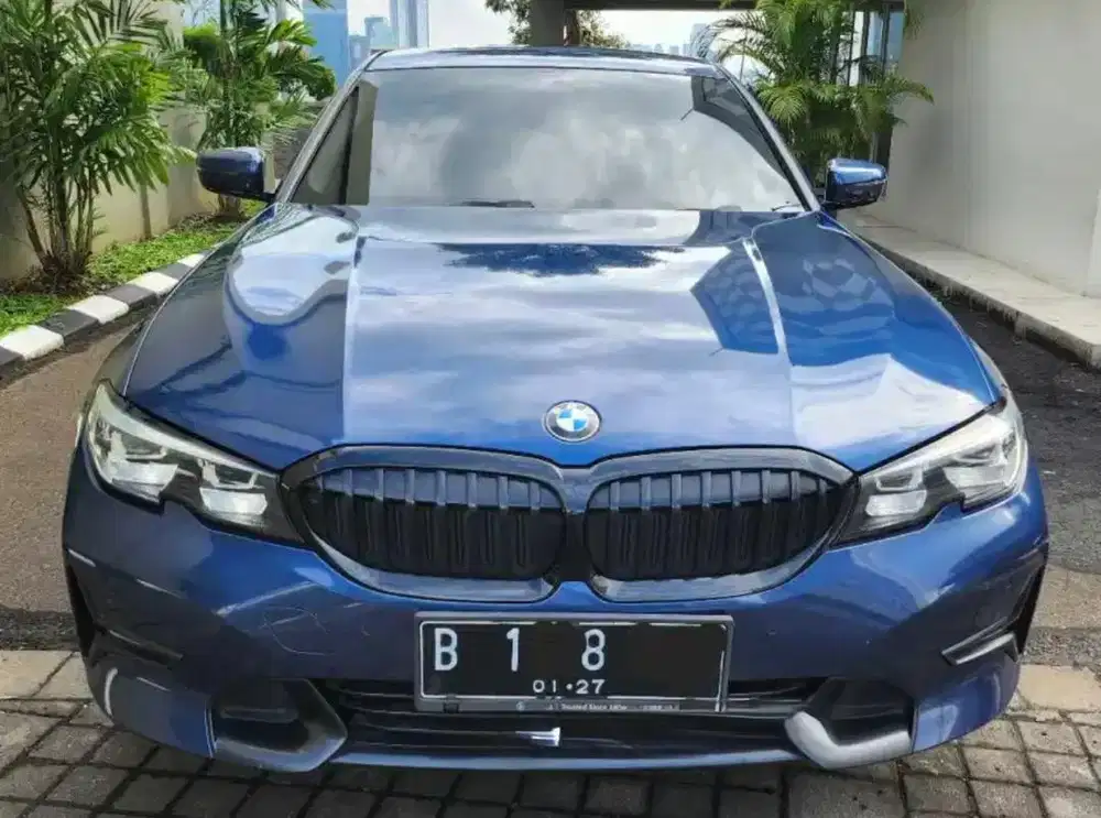BMW 320i harga Cash (khusus pemakai langsung)