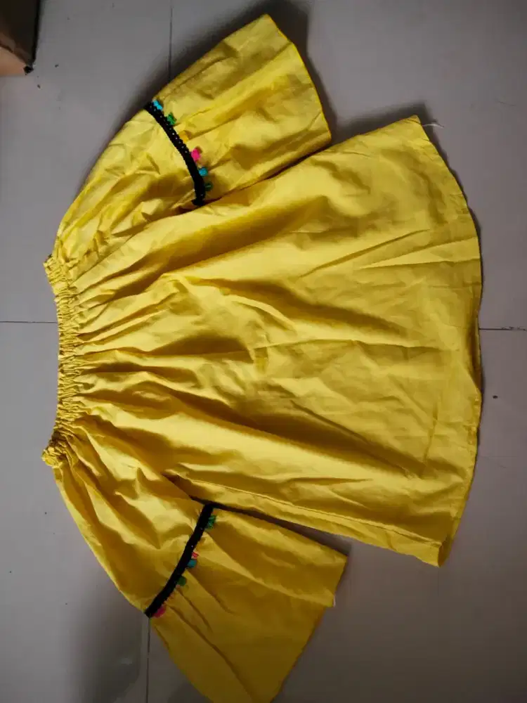 Blouse  yellow katun