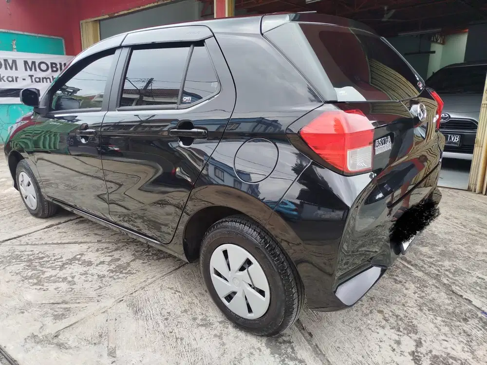 Daihatsu Ayla 2024 Bensin