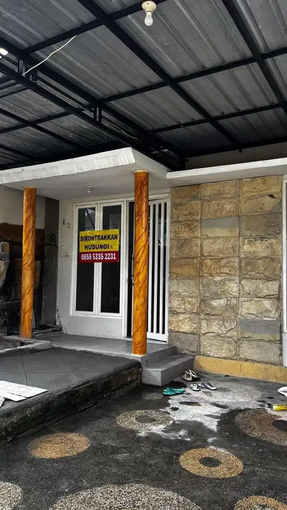 RUMAH DISEWAKAN EMERALD GARDEN REGENCY