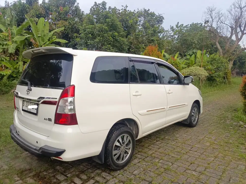 Toyota Kijang Innova 2015 Bensin