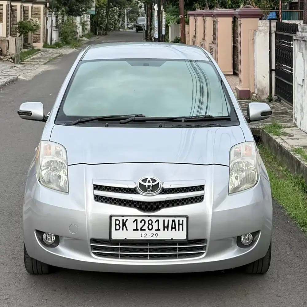 Toyota Yaris E 1.5 Matic 2008