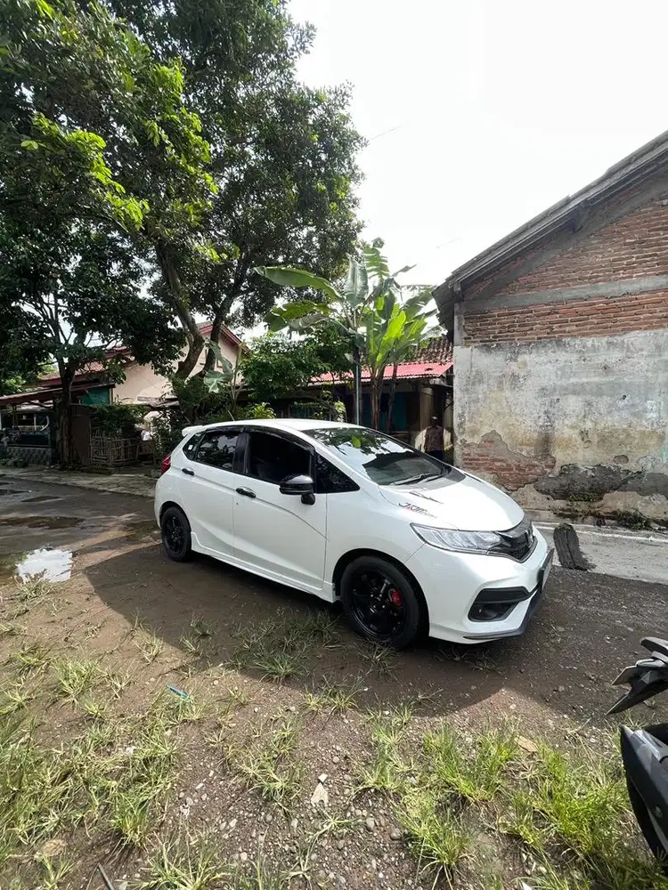 HONDA JAZZ RS MATIC 2019