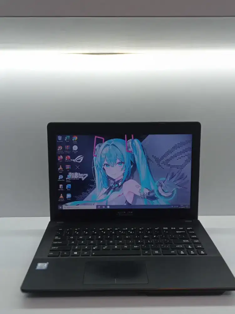 Laptop Asus X451C