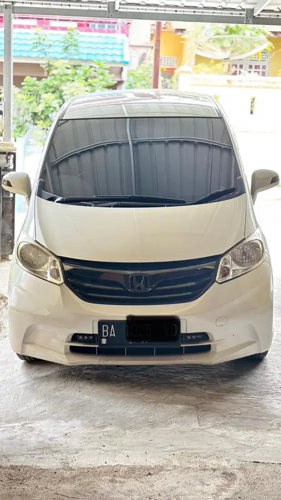 HONDA FREED PSD 2012 A/T