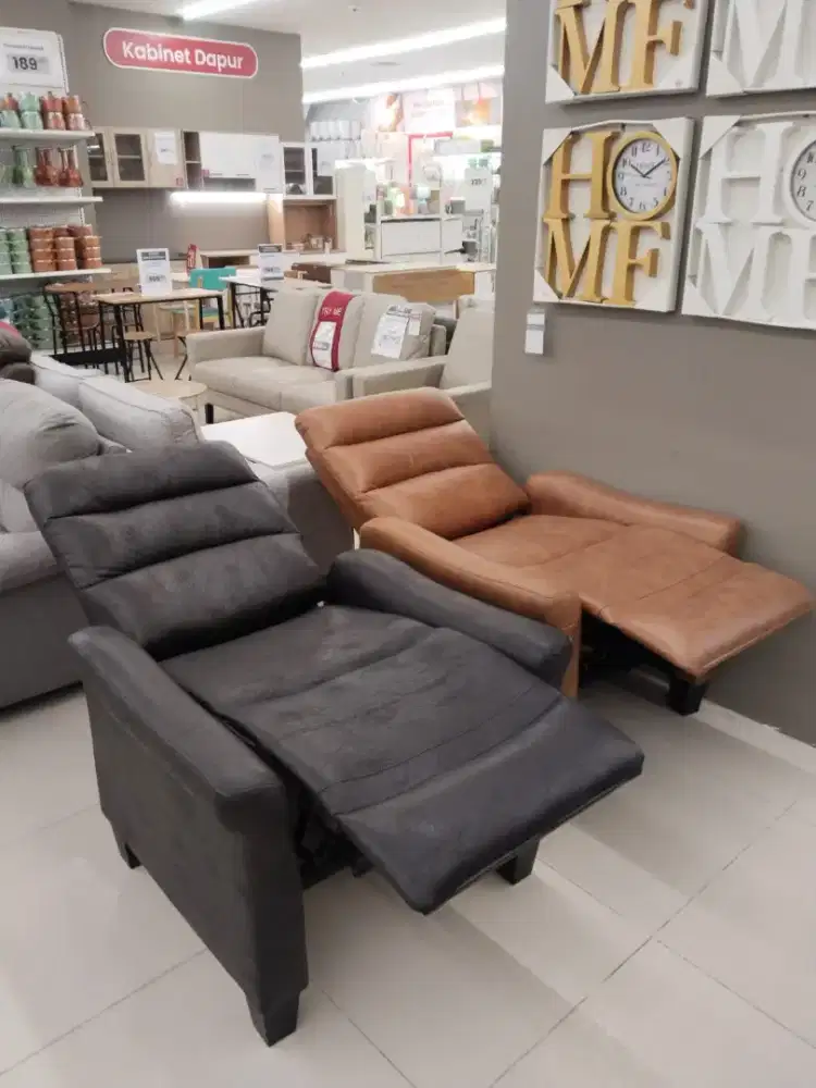 Sofa recliner manual