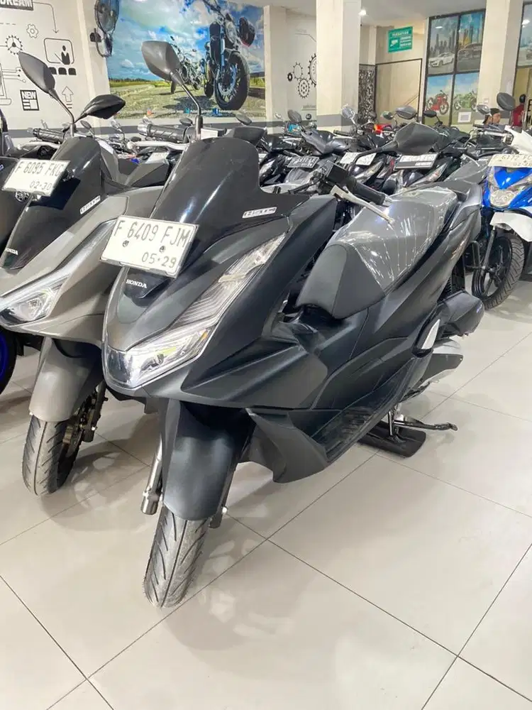 READY PCX 160 ABS KM 3000 PERAK