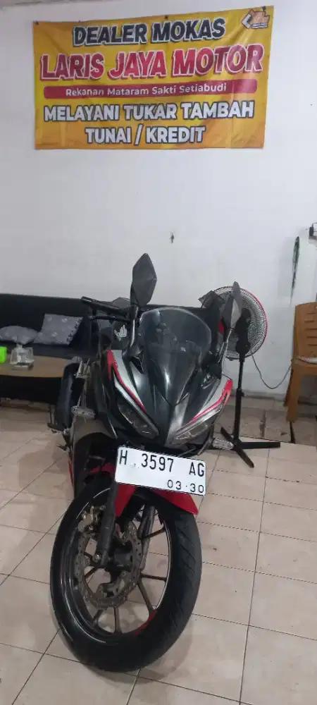 Honda CBR 150 R