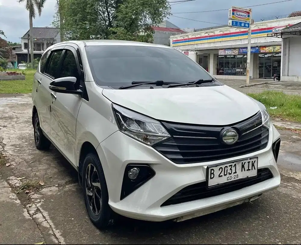 Tdp 10Jutaan Daihatsu Sigra R MT Camera Mundur