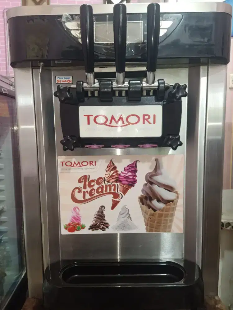 Mesin Es Krim Tomori