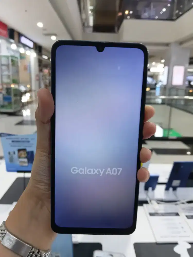 GALAXY A07 4/64GB + FREE ADAPTOR + GARANSI RESMI 1 TAHUN
