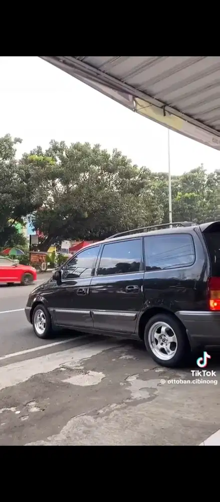 Hyundai Trajet 2000 Bensin