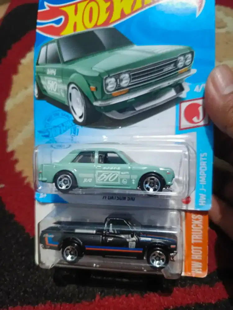 Hotwheels diecast mainan