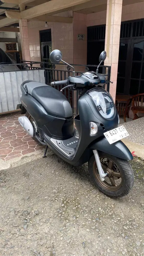 HONDA SCOOPY 2024