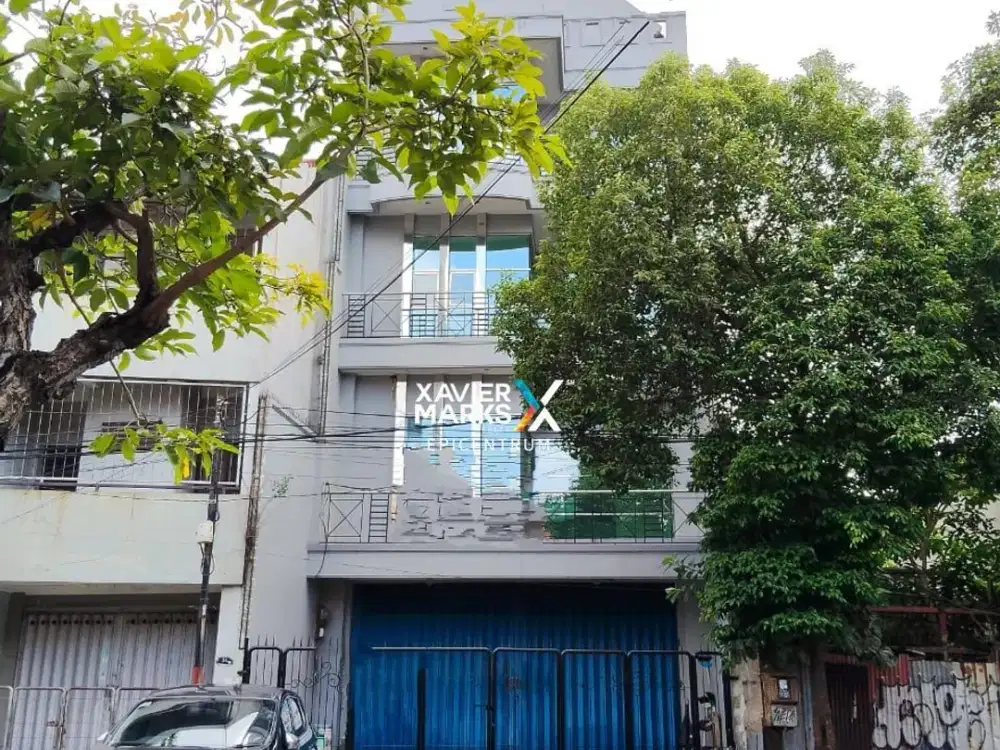 Disewakan Ruko Genteng Besar Usaha Komersil Kantor Cocok