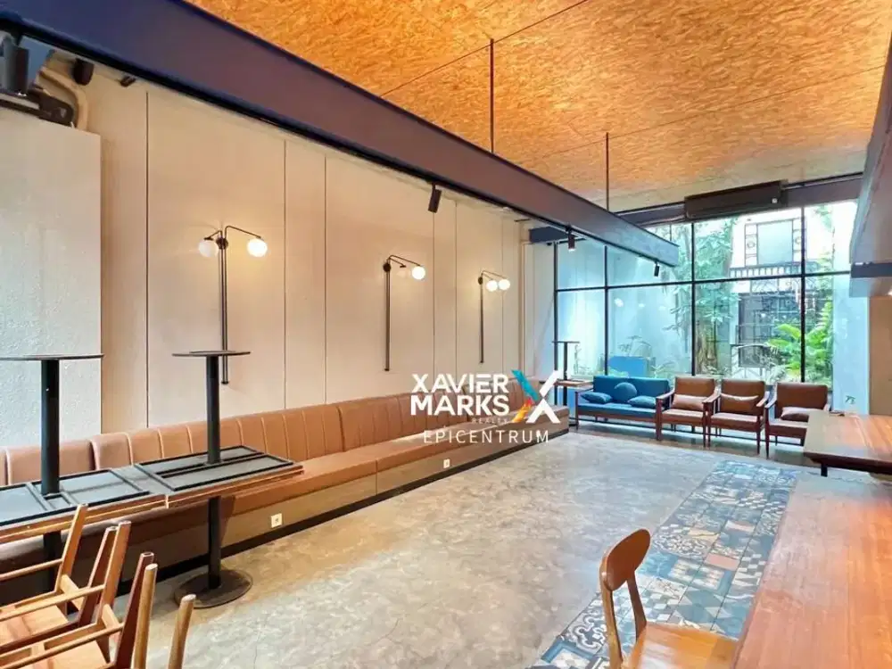 Disewakan Rumah Komersil Mewah Jalan Opak Darmo