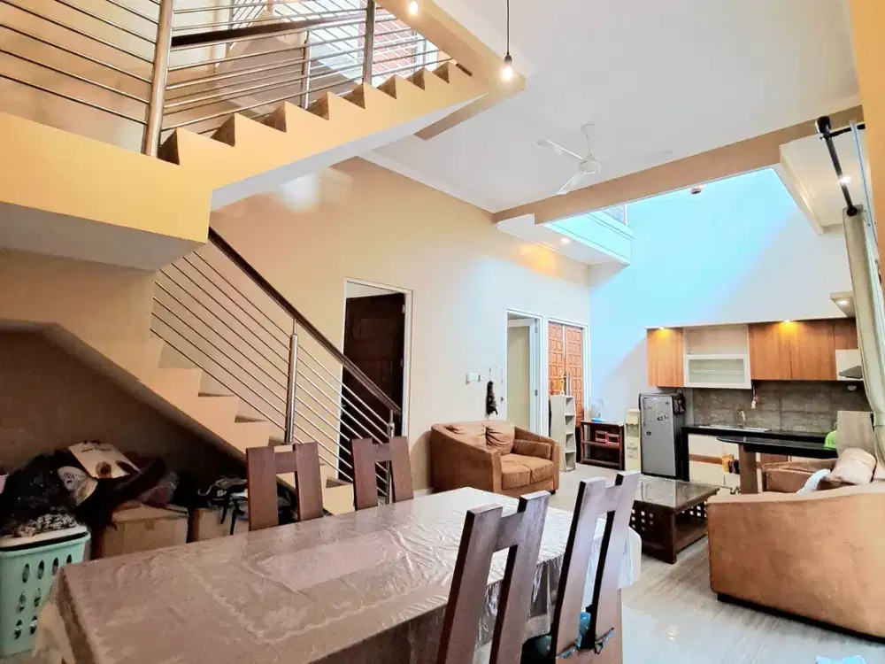 Dijual Rumah Wisma Permai dekat Unair ITS Galaxy Mall Siap Huni