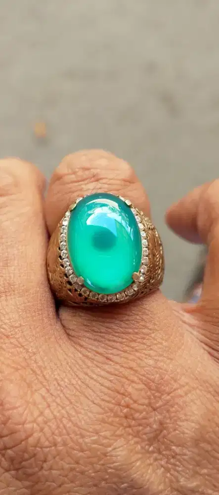 Bacan Bluish Green
Dim 18x12x6
