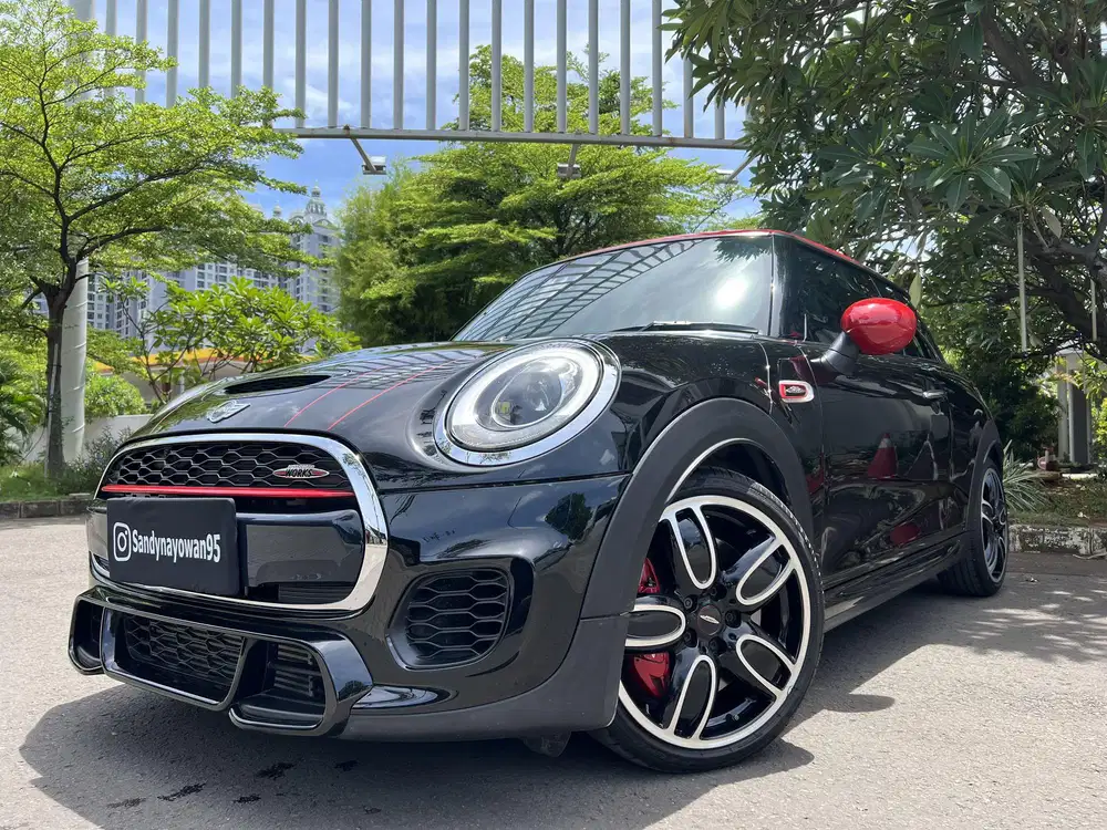 TDP50JT KM.11.000 MINI COOPER 2.0 JCW 2018/2017 BLACK S RED LIMITED