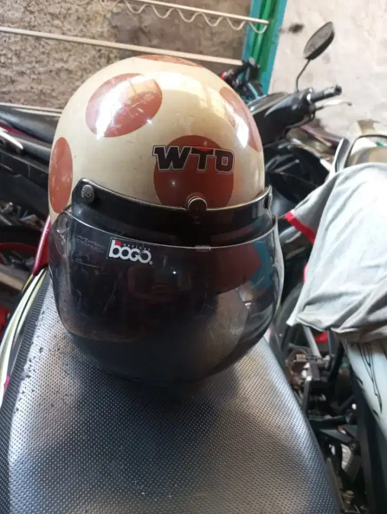 HELM BOGO SIAP PAKAI LANGSUNG GAN