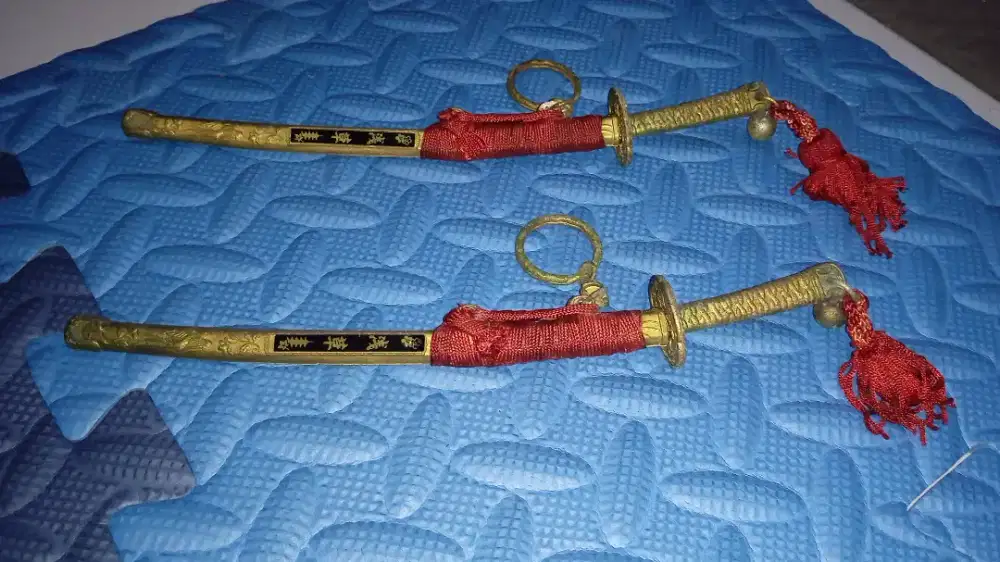 Gantungan kunci pajangan samurai mini