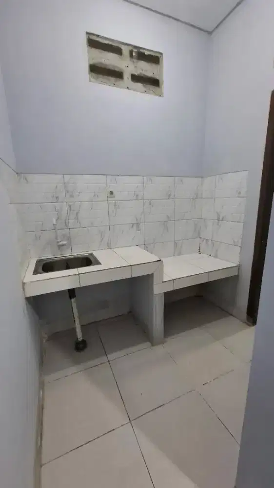 KONTRAKAN BU MAYA 3 PETAK PANCORAN BARAT JAKARTA SELATAN