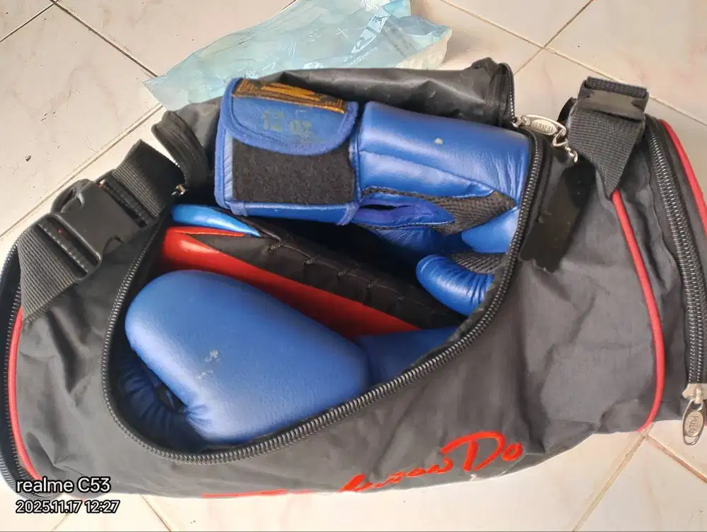 Jual Sarung Tangan Boxing Rounin+wrap BONUS Tas hitam+Padkick
