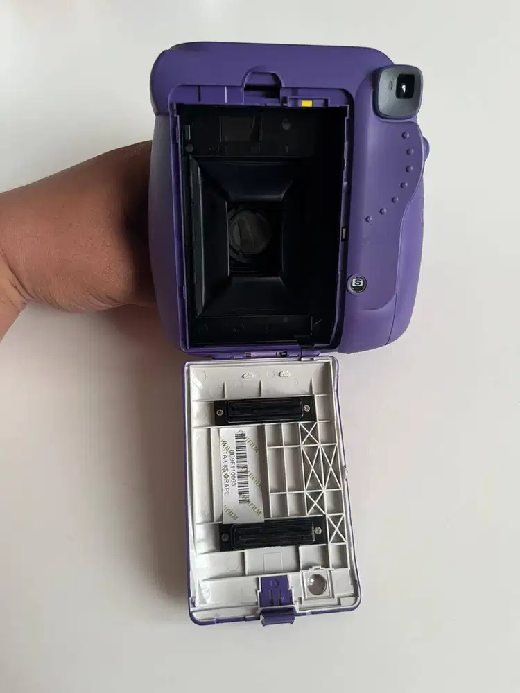 KAMERA INSTAX MINI 8